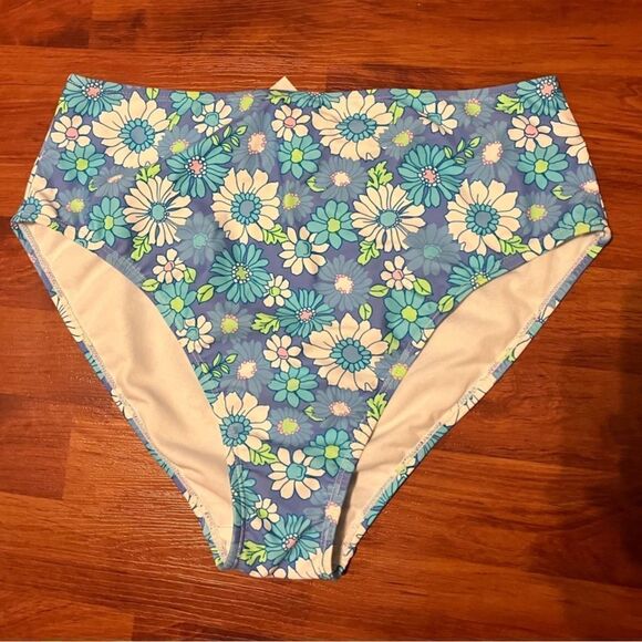 Juniors No Boundaries Bikini Bottoms. Size 11/13 - Picture 2 of 7